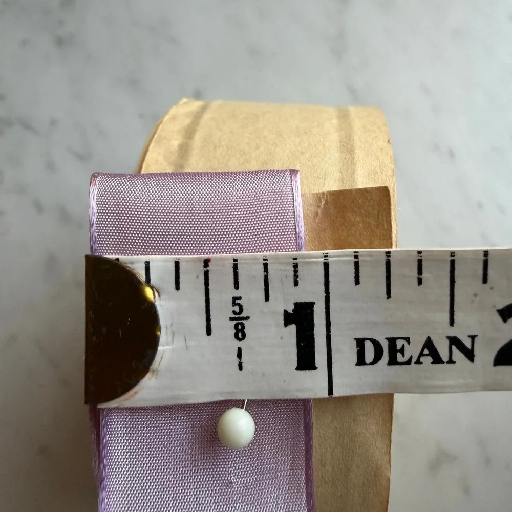 VTG Unbranded Lavender Satin Ribbon‎ 1 Inch 21/2 Yards READ!
